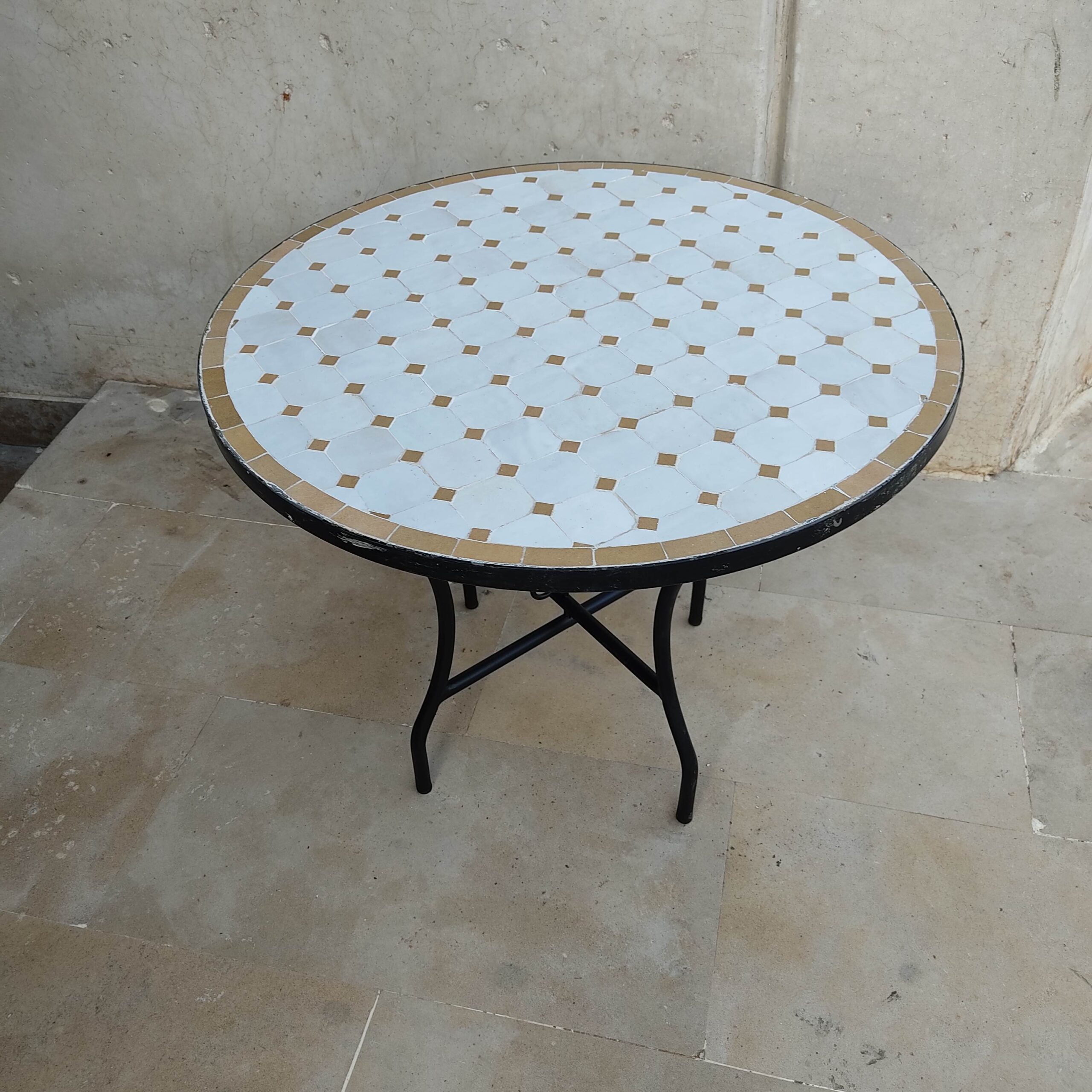 Moroccan Handmade Mosaic table - Moroccan Zellige table - Outdoor zellige - Moroccan zellige - Dining zellige table - Garden zellige table - Image 4