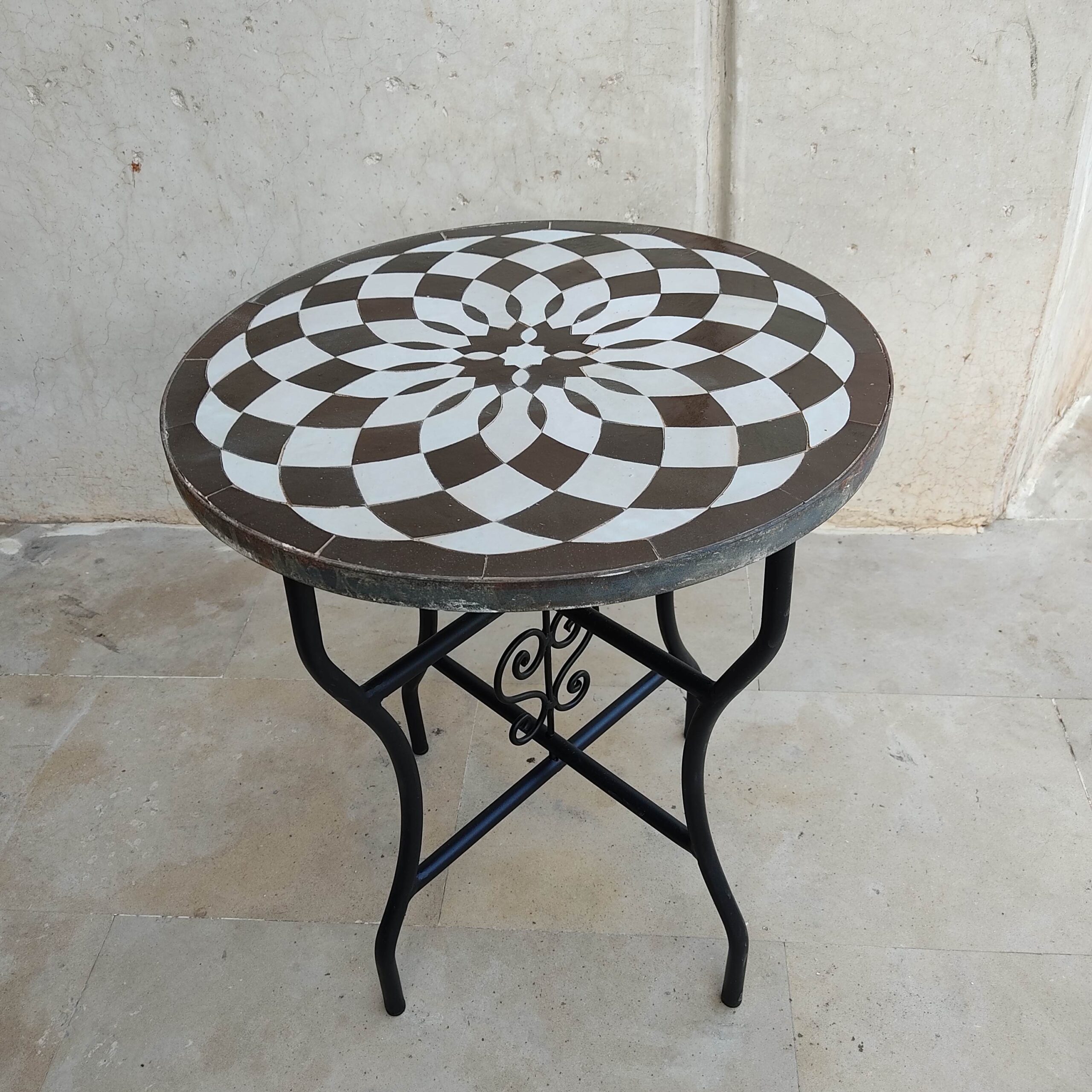 Moroccan Handmade Mosaic table - Moroccan Zellige table - Outdoor zellige - Moroccan zellige - Dining zellige table - Garden zellige table - Image 6